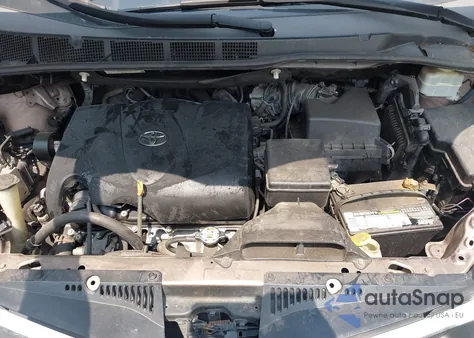 2018 Toyota Sienna Le 8 Passenger из США, поврежденный, VIN 5TDKZ3DCXJS903114